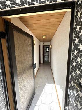 Zugang zur Doppelhaushälfte - 5 Zimmer Doppelhaushälfte zum Kaufen in Hamburg