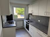 Neue Einbauküche - 4 Zimmer Etagenwohnung zur Miete in Bad Fallingbostel