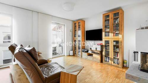 Wohnzimmer 2 - 3 Zimmer Etagenwohnung in Zell am Main