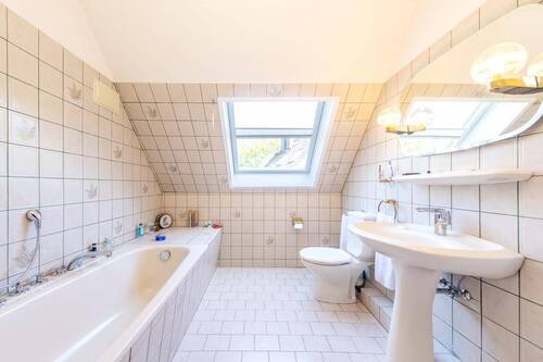 Vollbad mit Fenster - 