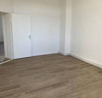 Ruhige Altbau-4-Zimmer-Wohnung mit Balkon - frisch saniert & renoviert - Wilhelmshaven Innenstadt