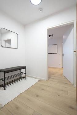 Muster Flur - Frisch modernisiert! 2-Zimmer-Wohnung mit Balkon & Tiefgarage in Top-Lage am Eselsberg