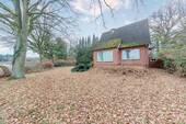 Charmantes Grundstück - Einfamilienhaus mit 93,00 m&sup2; in Reinbek zum Kaufen
