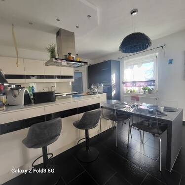 Tolle Küche mit Bar Theke 1.Stock - *****Zweifamilienhaus in verkehrsberuhigter Zone in Trossingen*****