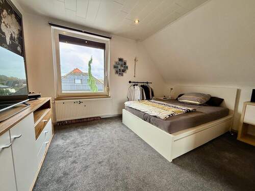 Schlafzimmer DG - 