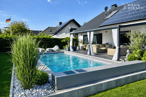 Pool und Terrasse - einfach WOW! - Ein Zuhause zum Verlieben: Luxus-Traumhaus auf Neubauniveau - provisionsfrei
