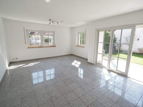 Wohnzimmer Bild 2 - Etagenwohnung mit 93,00 m&sup2; in Palzing zur Miete