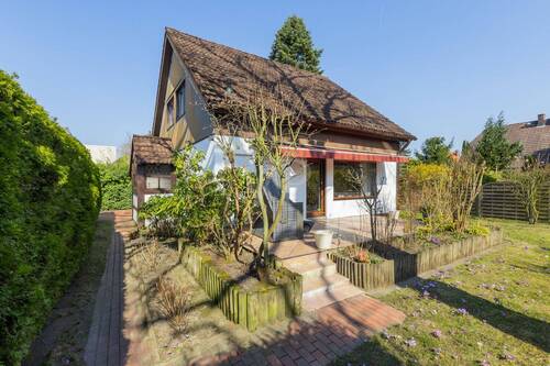 Gartenansicht - 4 Zimmer Einfamilienhaus zum Kaufen in Berlin