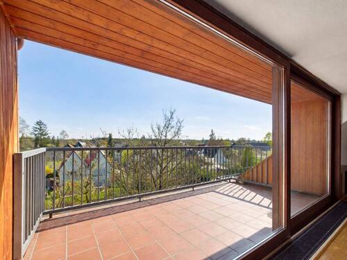 Sonniger Balkon mit Weitblick - Etagenwohnung mit 103,00 m&sup2; in München zum Kaufen