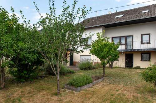 Rückansicht - 8 Zimmer Einfamilienhaus in Heusweiler