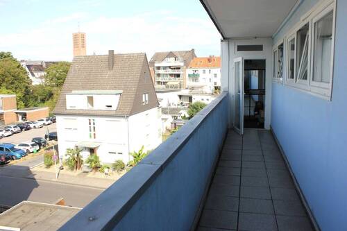 Laubengang - 4 Zimmer Etagenwohnung zum Kaufen in Leverkusen