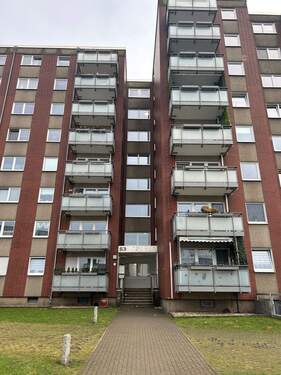 IMG_4950.JPG - Wohnen mit Weitblick über Essen-Frohnhausen, 2-Raum Wohnung mit Balkon wartet aus Sie!