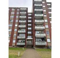 Wohnen mit Weitblick über Essen-Frohnhausen, 2-Raum Wohnung mit Balkon wartet aus Sie!