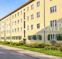 Charmante 2-Zimmer-Altbauwohnung mit Balkon zum grünen Innenhof im beliebten Ostseeviertel Prenzlauer Berg - Berlin