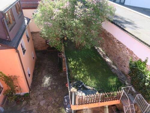 Blick in den Innenhof.JPG - 