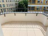 Balkon - 2 Zimmer Etagenwohnung zur Miete in Berlin