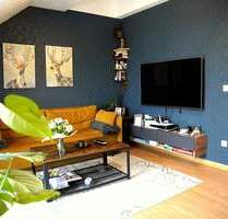 ALTBAUFLAIR ÜBER DEN DÄCHERN LEIPZIGS Dachgeschosswohnung mit 2 Zimmern, Balkon und Galerie