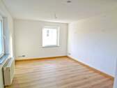 Wohnzimmer - Etagenwohnung mit 53,00 m&sup2; in Großpostwitz/O.L. zur Miete