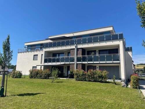 Außenansicht (5).JPG - 2,5 Zimmer in Hilzingen - 875,00&nbsp;EUR Kaltmiete, ca.&nbsp; 62,00&nbsp;m&sup2;&nbsp;Wohnfl&auml;che