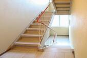 Flur - Etagenwohnung mit 81,30 m&sup2; in Karlsruhe zum Kaufen