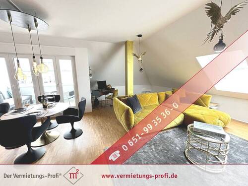 Wohnbereich - Trier-Feyen: Hochwertig möblierte 2-Zimmer-Wohnung mit offenem Wohnbereich und Balkon.