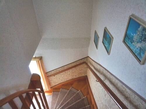 Treppenaufgang zum DG - 