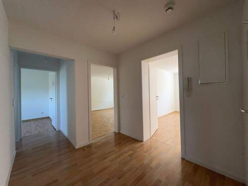Flur - 3 Zimmer Etagenwohnung in Heidenheim an der Brenz