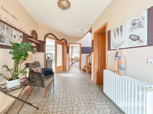 Flur - 6 Zimmer Einfamilienhaus zum Kaufen in Ahlerstedt