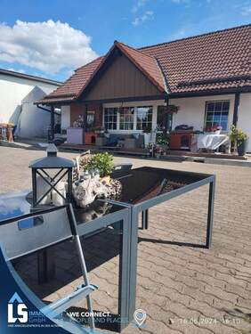 Hausansicht - 3 Zimmer Mehrfamilienhaus, Wohnhaus zum Kaufen in Stendal