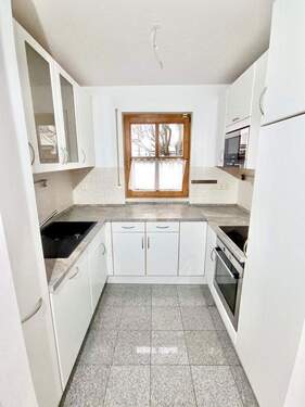 moderne Einbauküche m. Geräten - 