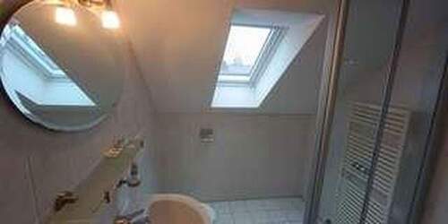 Badezimmer DG mit Dusche - 