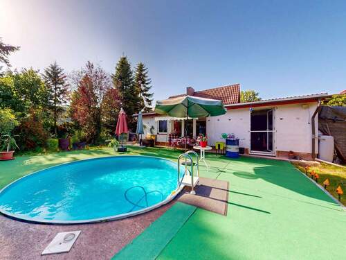 Titelbild - Helles Einfamilienhaus mit offener Wohnküche & großem Gartenparadies