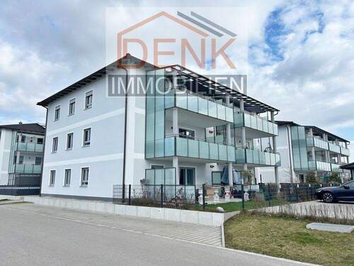 Südwest - Traumhafte Gartenwohnung mit großer Terrasse