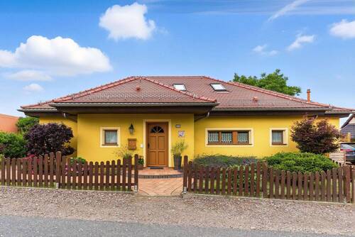 Außenansicht - 5 Zimmer Einfamilienhaus zum Kaufen in Klipphausen/ OT Bockwen