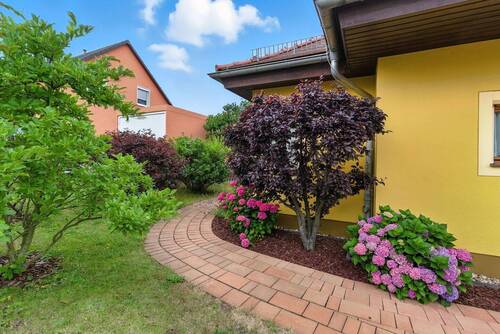 Außenanlagen - 5 Zimmer Einfamilienhaus in Klipphausen/ OT Bockwen