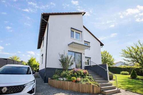 Außenansicht - 6 Zimmer Einfamilienhaus zum Kaufen in Limeshain