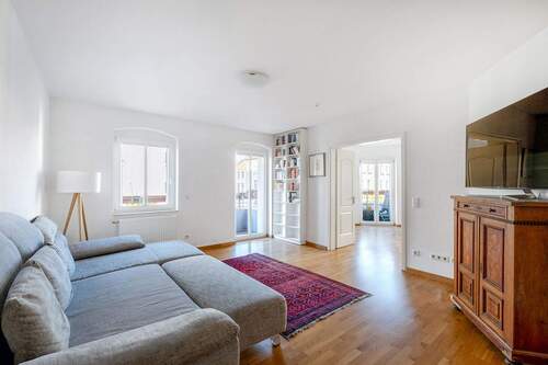 Zimmer 4 - Stilvolles Wohnen mit Südwest-Balkon nahe Arkonaplatz