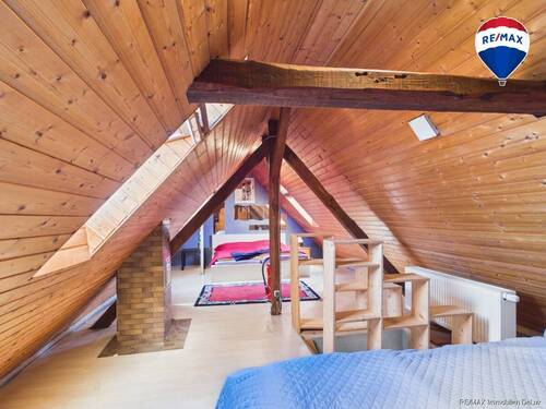 RE/MAX Immobilien DeLux Haus in Mettlach zu verkaufen - 