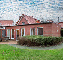 Mittendrin im Grünen: Traumhaus mit vier Wohneinheiten am Park - Borkum