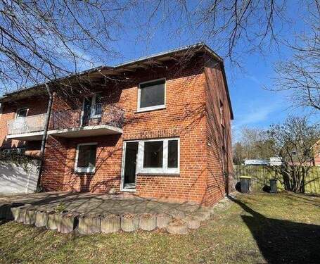 Garten.jpeg - Doppelhaushälfte: Erstbezug nach Sanierung !