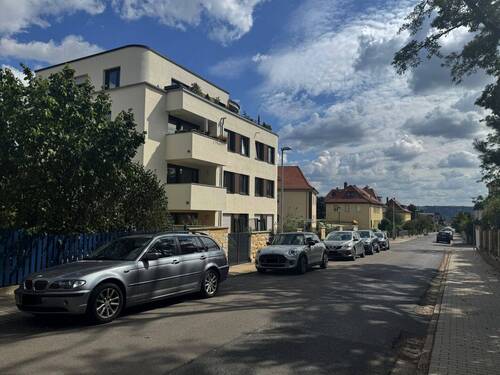 Hausansicht/ Umgebung - Etagenwohnung mit 119,00 m&sup2; in Radebeul zum Kaufen