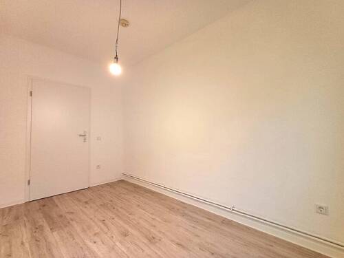 20251128_100032_resized - 