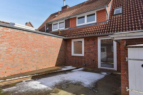 blickgeschützte Terrasse mit Westausrichtung - 