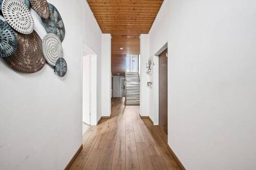 Eingangsbereich - 1 Zimmer Mehrfamilienhaus, Wohnhaus in Kirchheimbolanden