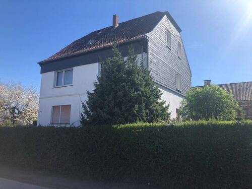 Straßenansicht - 9 Zimmer Mehrfamilienhaus, Wohnhaus zum Kaufen in Holzwickede