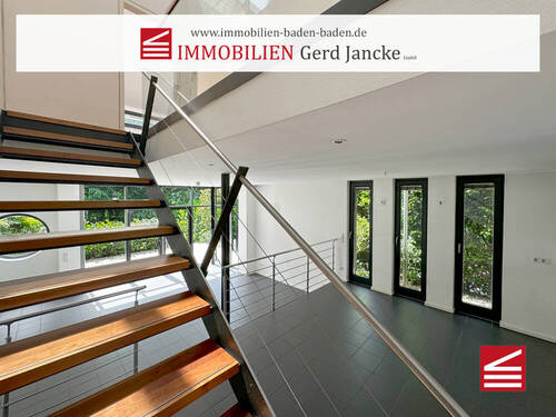 Titelbild - Architektonisch reizvolles Einfamilienhaus in begehrter Höhenlage von Baden-Baden
