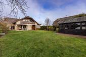 Garten - Traumhaus mit zwei Wohneinheiten - eine Ferien- und eine Dauerwohnung, Sauna, Garten und Stellplätze