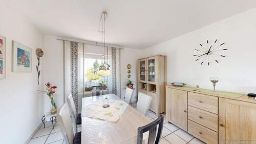 Esszimmerbereich im Erdgeschoss - 6 Zimmer Mehrfamilienhaus, Wohnhaus in Hamm