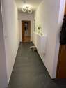 Flur - Etagenwohnung mit 100,00 m&sup2; in Harthausen zur Miete