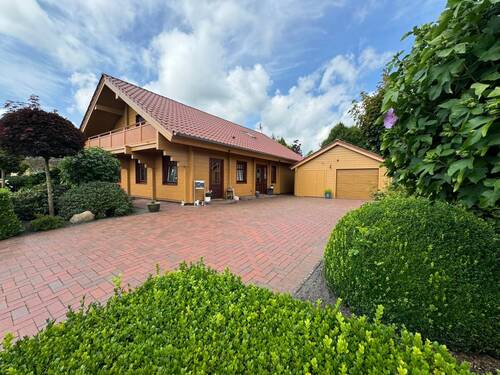 Frontansicht - 6 Zimmer Einfamilienhaus in Jade